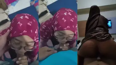 Jilbab Kacamata Membuat Genjotan Tak Tertahan